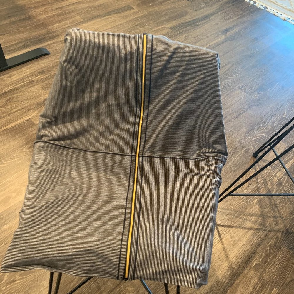 Lululemon Stripe Vinyasa Scarf